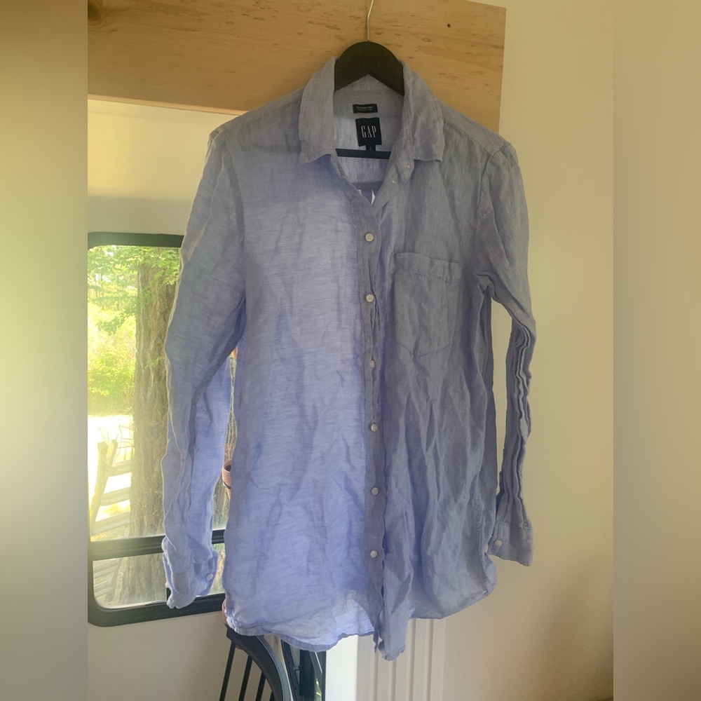 GAP 100% linen boyfriend shirt - small tall - periwinkle/blue